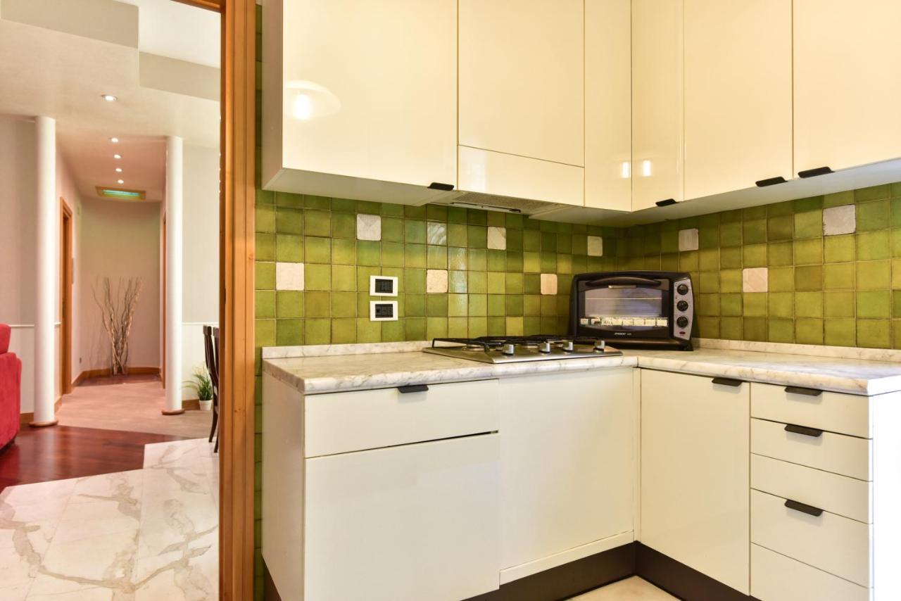 Elegant & Cozy Apartment In The Heart Of Rom Eksteriør billede